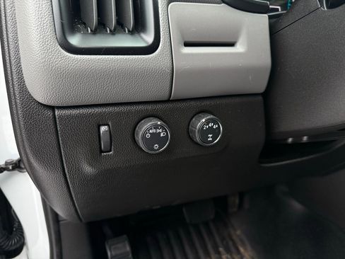 Used 2018 Chevrolet Colorado W/T image 29