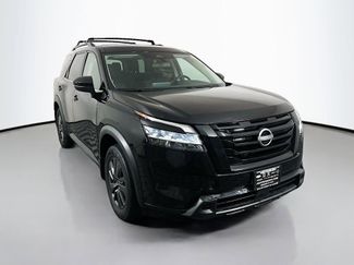 Used 2022 Nissan Pathfinder SV w/ SV Black Package video 1