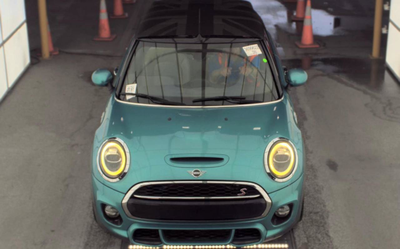 Used 2019 MINI Cooper S FWD image 2