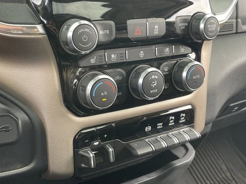 Used 2019 RAM 2500 Laramie image 7