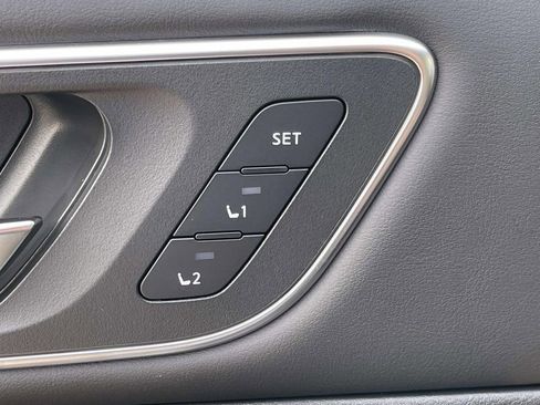 New 2026 Nissan Rogue Platinum w/ Platinum Premium Package AWD/4WD image 24