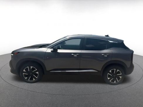 Used 2026 Nissan Kicks SV w/ Cold Weather Package AWD/4WD image 9