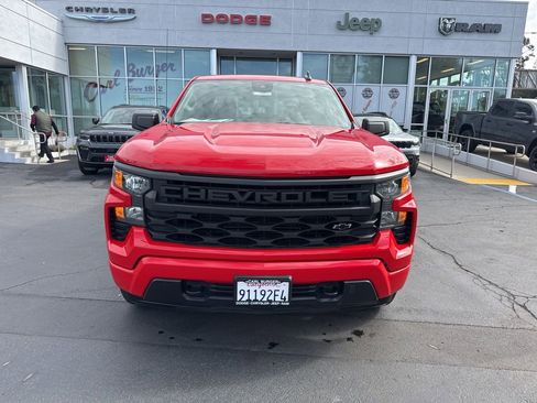 Used 2022 Chevrolet Silverado 1500 Custom image 2
