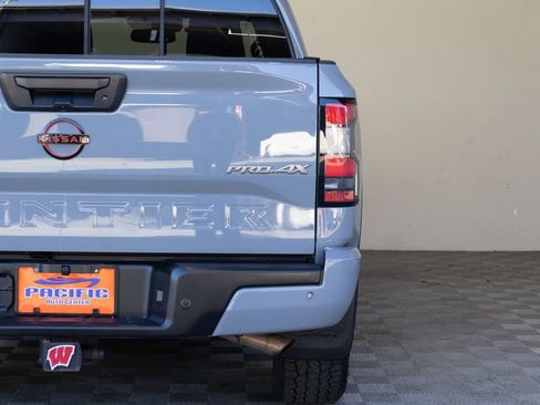 Used 2022 Nissan Frontier PRO-4X w/ Pro-4X Premium Package AWD/4WD image 15