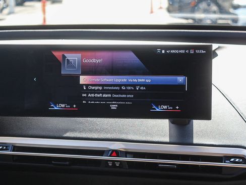 Certified 2023 BMW iX xDrive50 w/ Convenience Package image 14