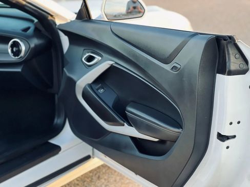 Used 2023 Chevrolet Camaro LT image 24