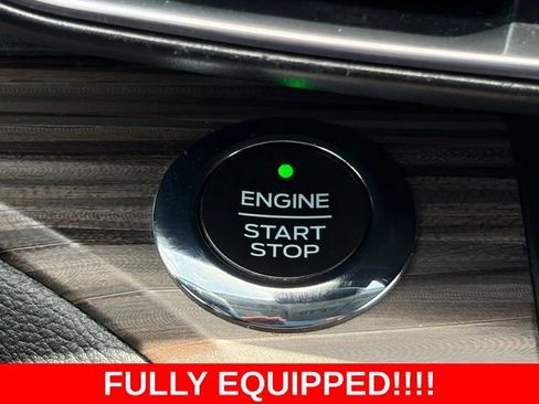 Used 2020 Ford Explorer Limited w/ Class III Trailer Tow Package RWD image 27