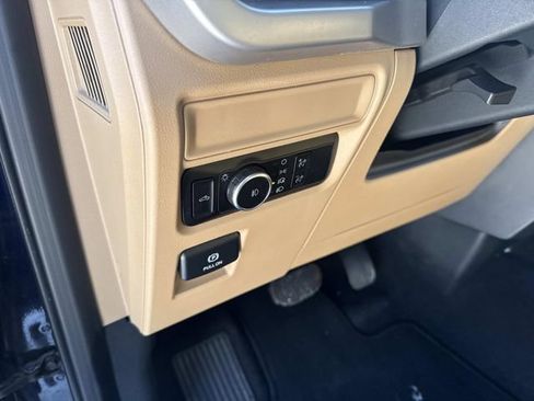 Used 2023 Ford F150 XLT image 20