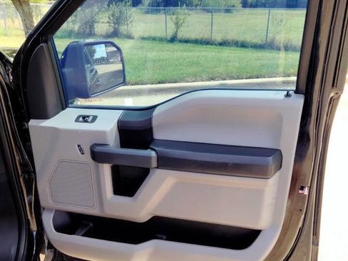 Used 2016 Ford F150 XL w/ Equipment Group 101A Mid image 17