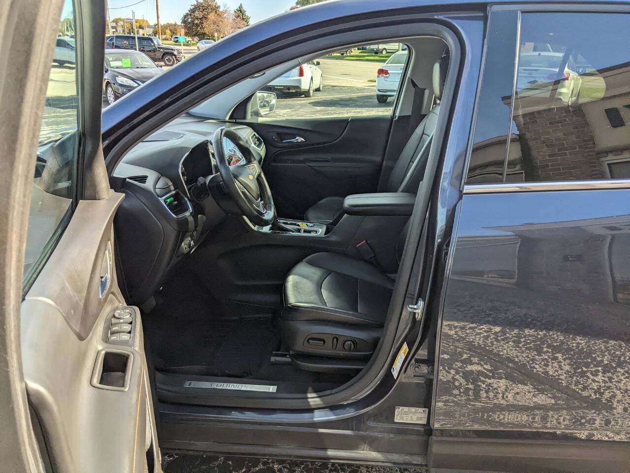 Used 2018 Chevrolet Equinox Premier AWD/4WD image 10