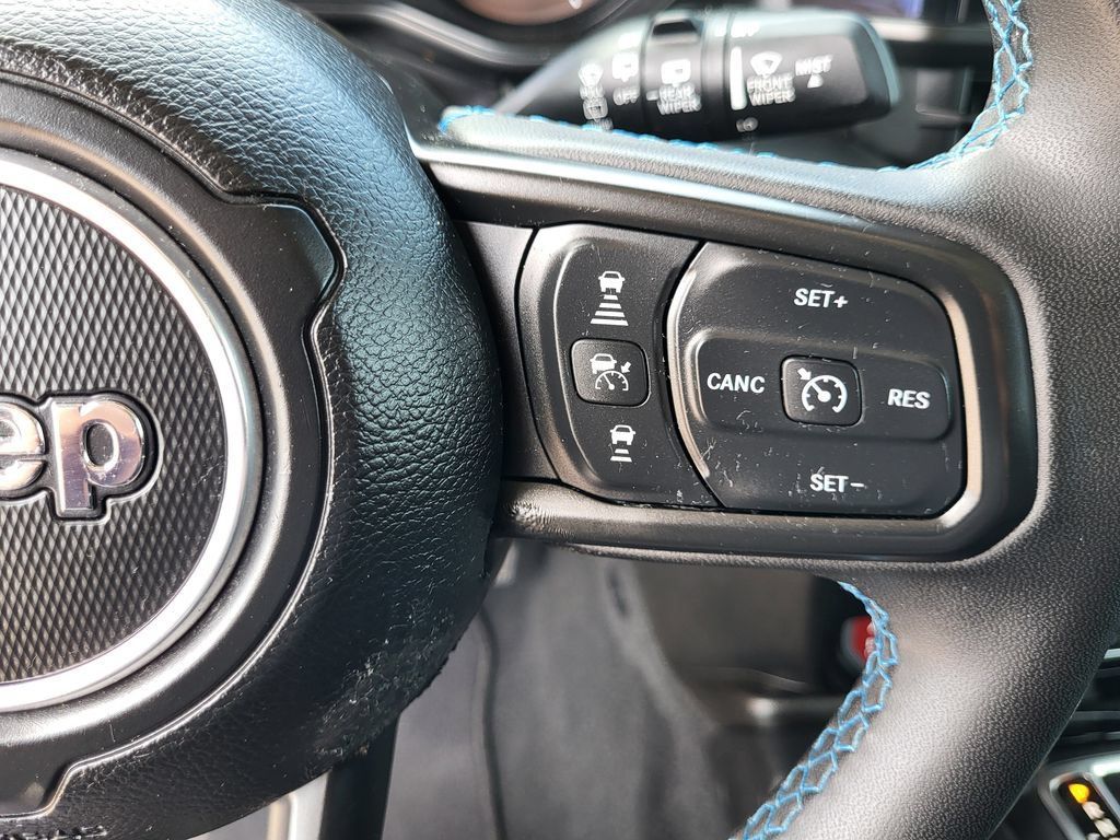 Used 2024 Jeep Wrangler Unlimited Rubicon 4xe AWD/4WD image 32