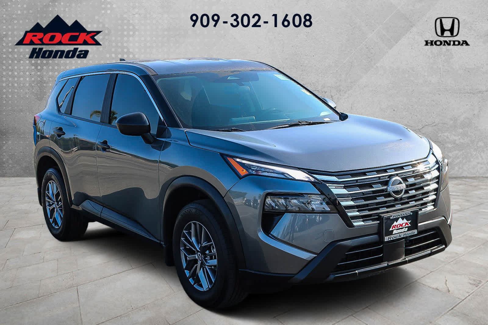 Used 2026 Nissan Rogue S AWD/4WD image 3