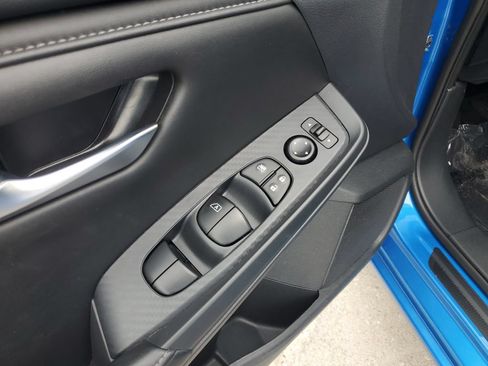 Used 2025 Nissan Sentra SV FWD image 25