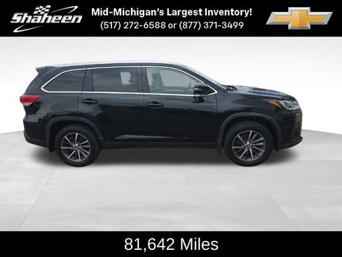 Used 2019 Toyota Highlander XLE AWD/4WD image 2