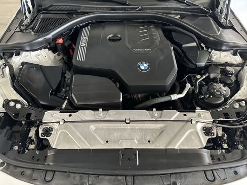 Used 2025 BMW 230i Coupe w/ Premium Package RWD image 12