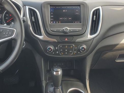 Used 2021 Chevrolet Equinox LT AWD/4WD image 24
