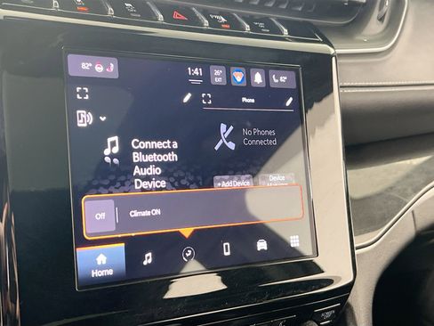 Used 2023 Jeep Grand Cherokee Altitude image 14