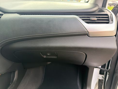 Used 2019 Chevrolet Tahoe Premier RWD image 21