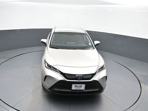 Certified 2023 Toyota Venza LE AWD/4WD image 34