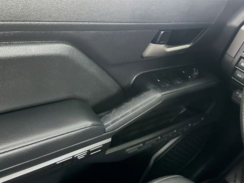 Used 2024 Toyota Tacoma TRD Off-Road w/ TRD Off Road Premium Package image 14