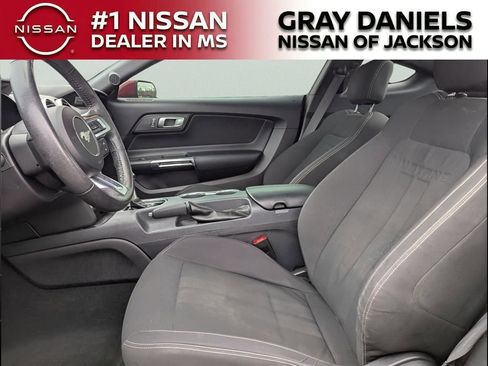 Used 2021 Ford Mustang Coupe image 12