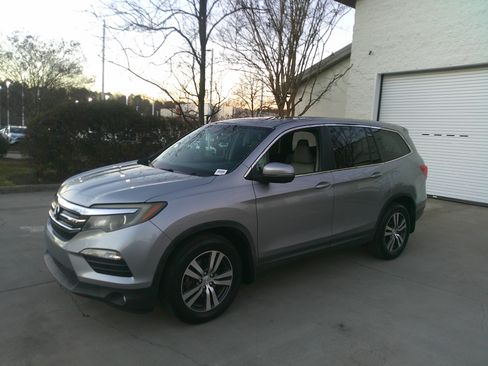 Used 2016 Honda Pilot EX-L image 7