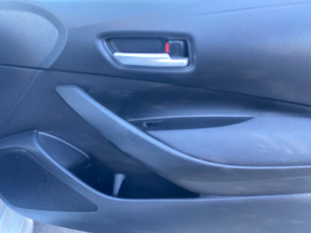 Used 2021 Toyota Corolla LE FWD image 26