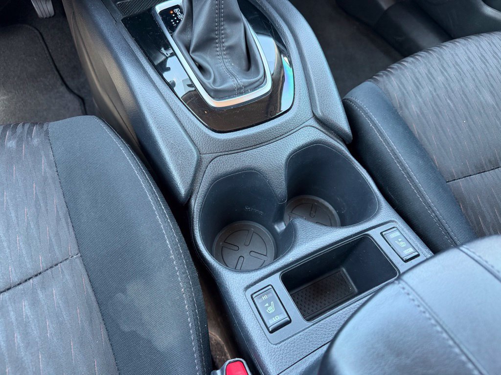 Used 2019 Nissan Rogue SV AWD/4WD image 15