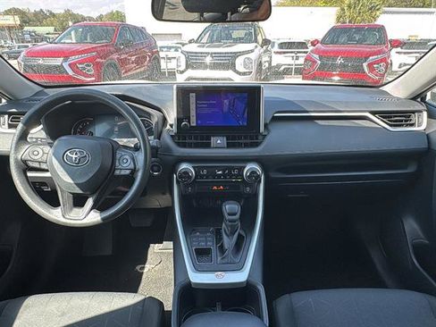 Used 2025 Toyota RAV4 XLE image 16