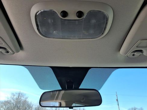 Used 2016 Dodge Journey SXT w/ Comfort/Convenience Group image 23