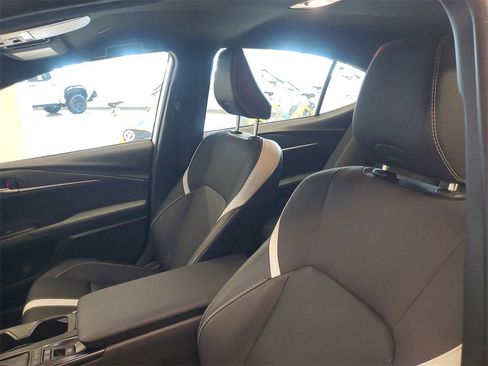 Used 2025 Toyota Camry SE image 16