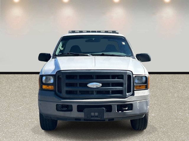 Used 2006 Ford F250 4x4 Regular Cab Super Duty image 2