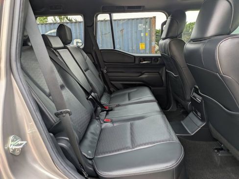 Used 2024 Toyota Land Cruiser image 20