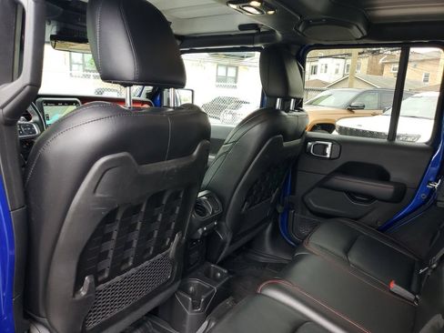 Certified 2019 Jeep Wrangler Unlimited Rubicon AWD/4WD image 10
