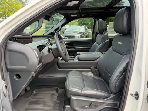New 2027 Ford Expedition Max Platinum w/ Stealth Performance Package AWD/4WD image 16