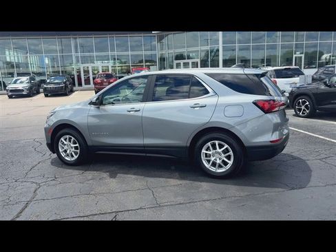 Certified 2024 Chevrolet Equinox LT AWD/4WD image 6
