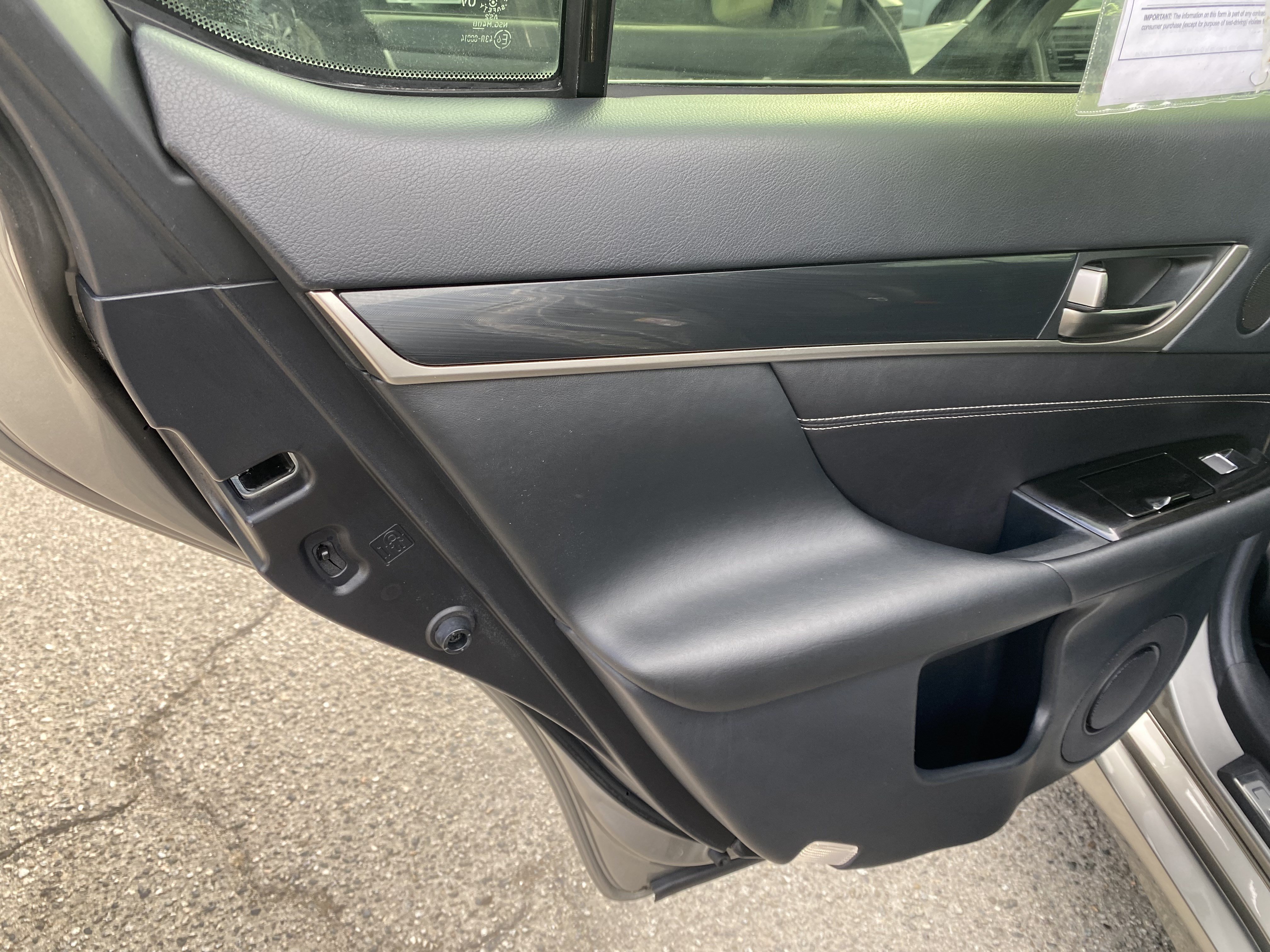 Used 2017 Lexus GS 200t w/ Premium Package RWD image 16