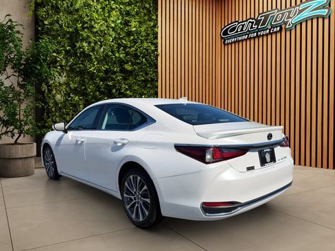 Used 2021 Lexus ES 250 w/ Premium Package AWD/4WD image 4