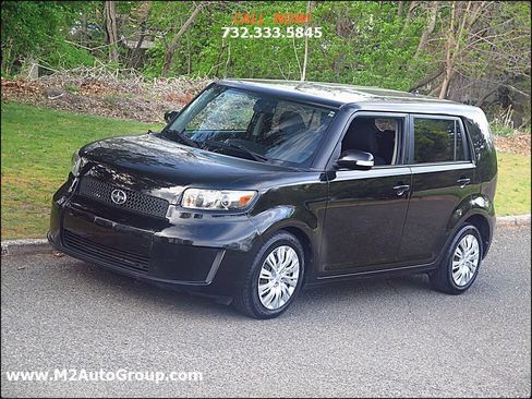 Used 2009 Scion xB FWD image 19