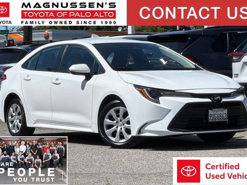 Certified 2025 Toyota Corolla LE w/ Convenience Package FWD image 1