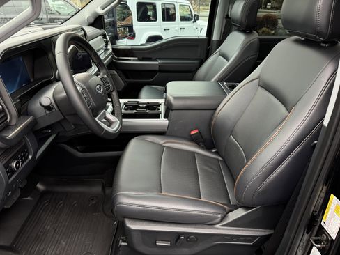 Used 2025 Ford F350 Lariat w/ Lariat Ultimate Package image 10