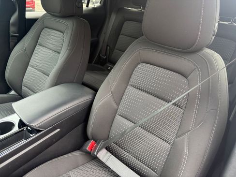 Used 2025 Chevrolet Equinox LT image 34