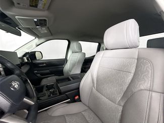 Used 2022 Toyota Tundra SR5 w/ SR5 Premium Package AWD/4WD video 3
