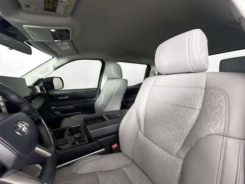 Used 2022 Toyota Tundra SR5 w/ SR5 Premium Package AWD/4WD image 3