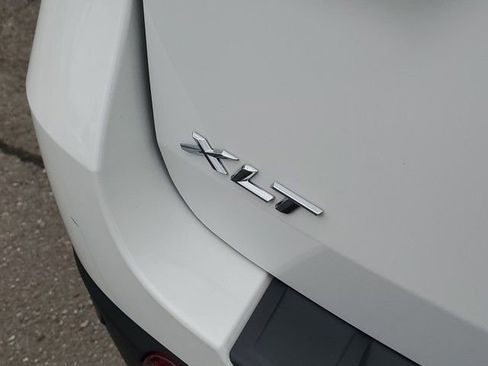 Certified 2023 Ford Explorer XLT image 11