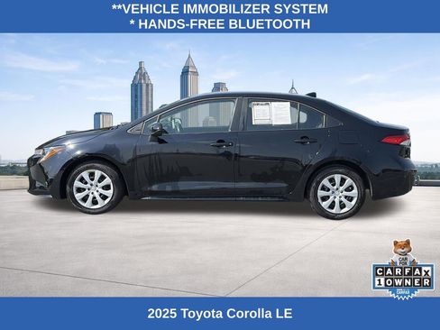 Used 2025 Toyota Corolla LE image 2