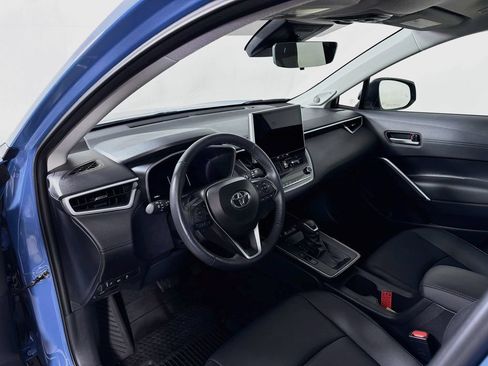 Used 2026 Toyota Corolla Cross XLE w/ Convenience Package AWD/4WD image 10