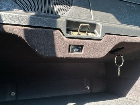 Used 2006 Nissan 350Z Touring image 21