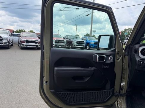 Used 2026 Jeep Wrangler Unlimited Sport AWD/4WD image 13