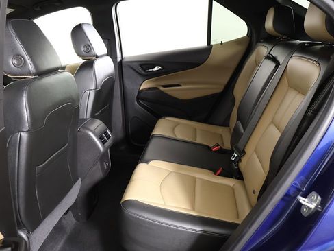 Used 2023 Chevrolet Equinox Premier FWD image 33